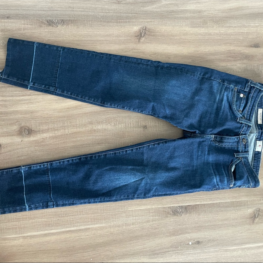 AG stilt cigarette crop jeans